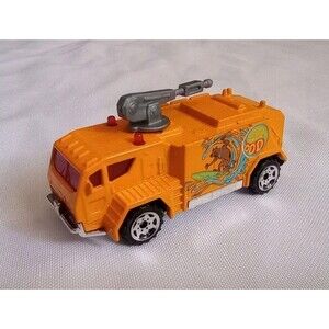 Matchbox Scooby Doo Airport Fire Tanker Truck Yellow Vehicle 2003